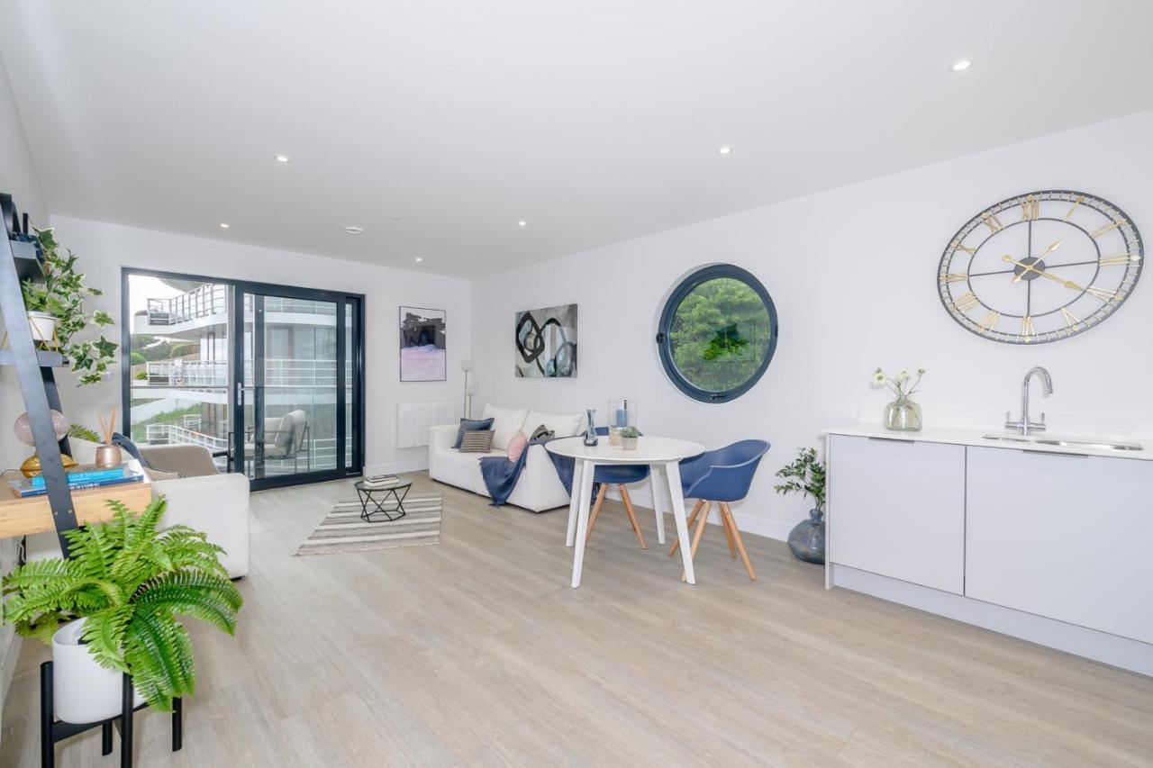 5 Middlecombe - Luxury Apartment At Byron Woolacombe, Only 4 Minute Walk To Woolacombe Beach! Esterno foto